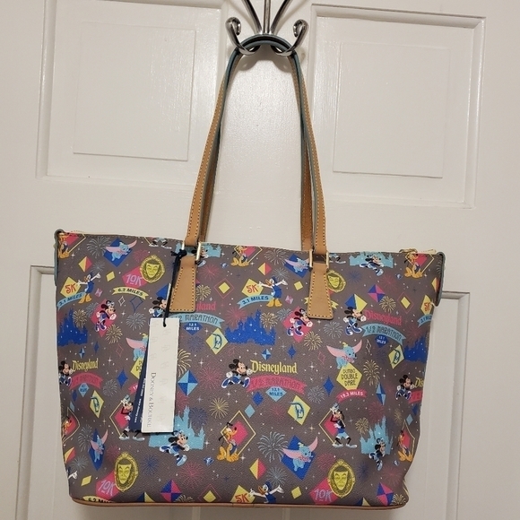 EUC Disney Dooney & Bourke Disneyland Marathon Weekend 2015 Tote, Authentic - Picture 2 of 16